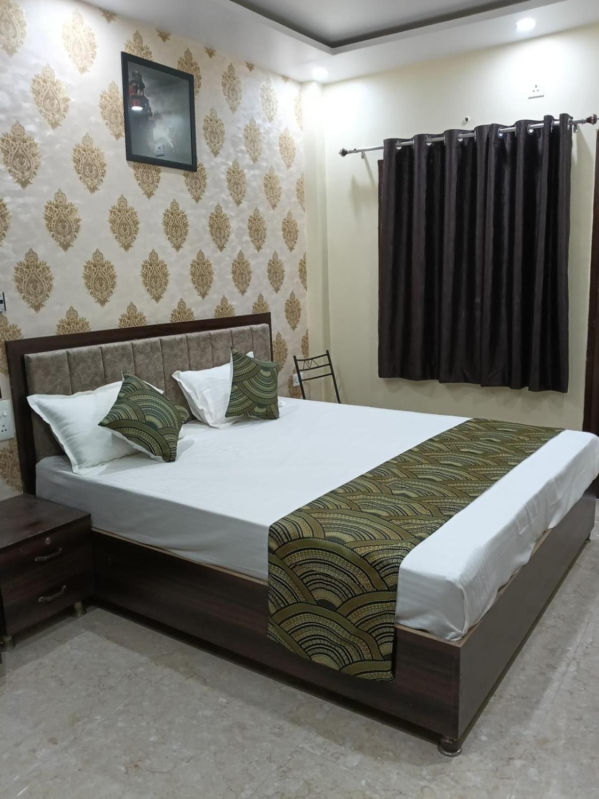 Js Banaras Residency Hotel Varanasi Exterior photo